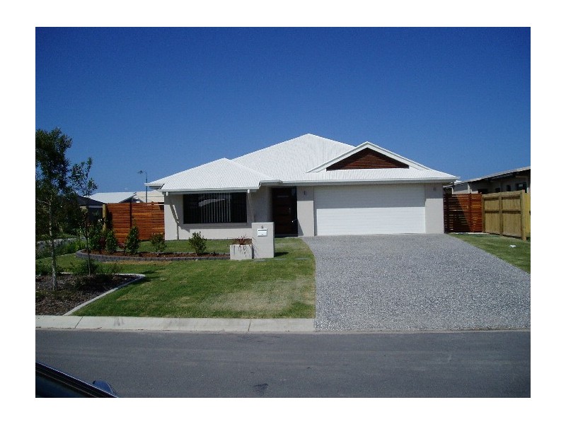 8 Howitt Street, Caloundra West QLD 4551