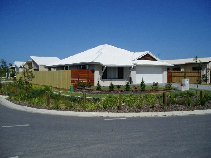 8 Howitt Street, Caloundra West QLD 4551