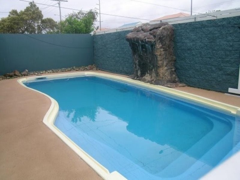 Battery Hill QLD 4551