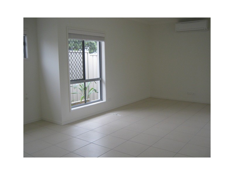 U 12 Lakeside Villas Minka Road, Caloundra West QLD 4551