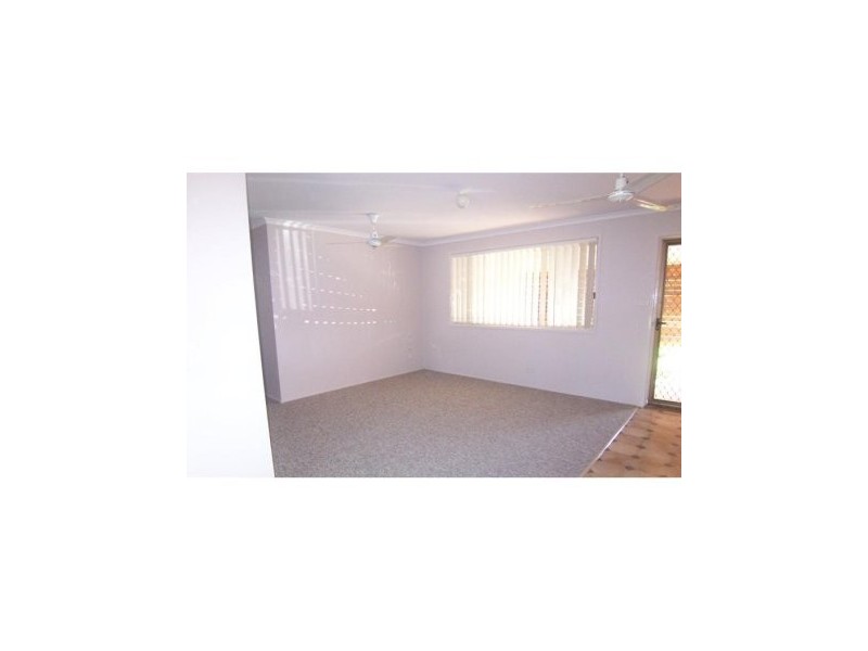 9 Menyan St, Currimundi QLD 4551