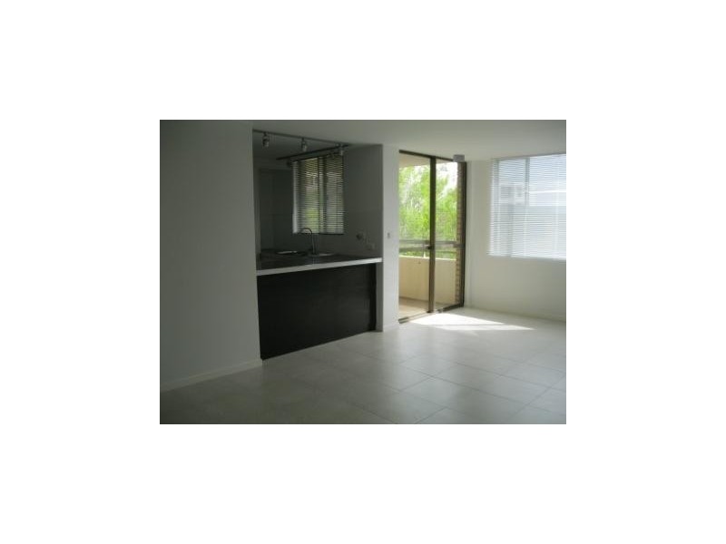 5/35 Lower Gay Tce, Kings Beach QLD 4551