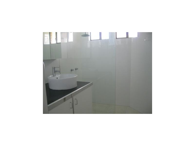 5/35 Lower Gay Tce, Kings Beach QLD 4551