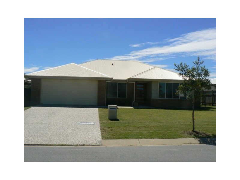 52 Feathertop Circuit, Caloundra West QLD 4551