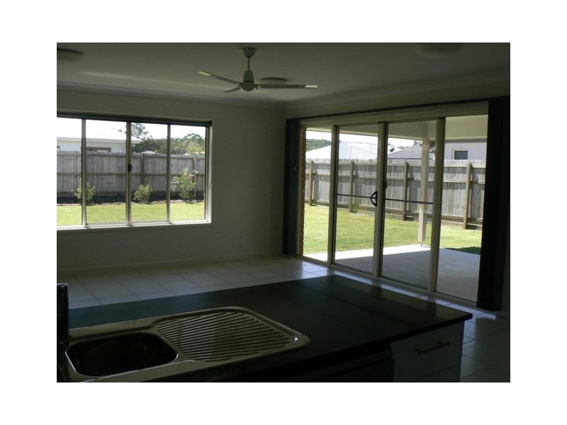 52 Feathertop Circuit, Caloundra West QLD 4551