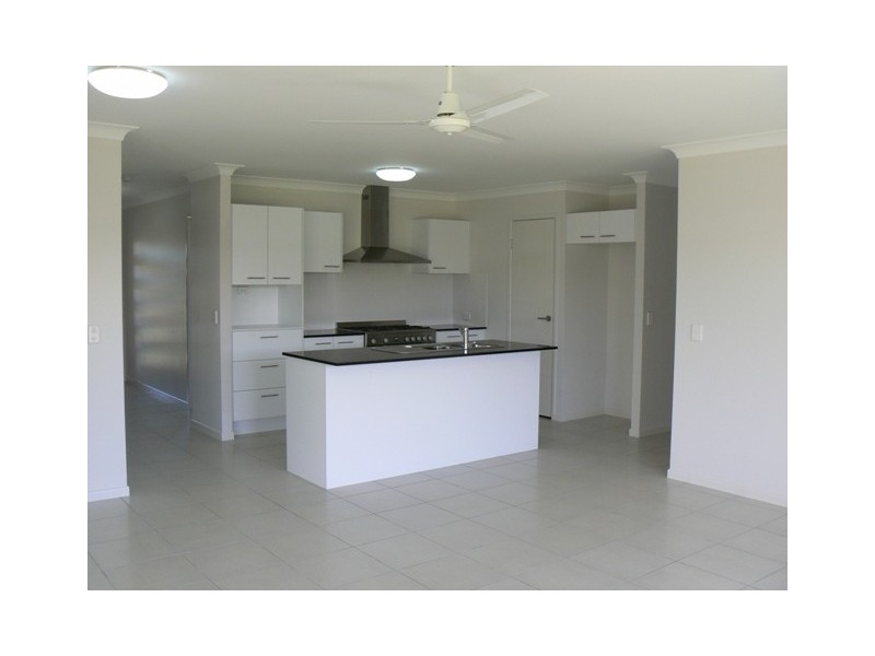 52 Feathertop Circuit, Caloundra West QLD 4551