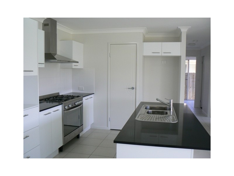 52 Feathertop Circuit, Caloundra West QLD 4551