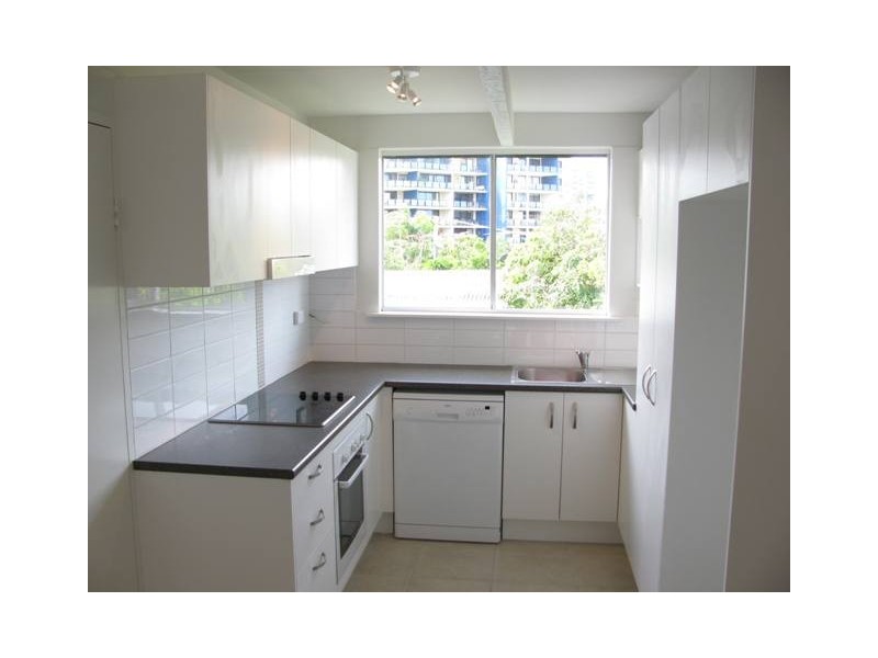 5/5  MAHIA TRC, Kings Beach QLD 4551