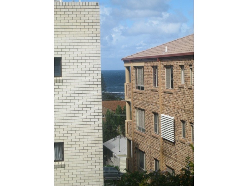 2/7  Upper Gay Trc, Kings Beach QLD 4551
