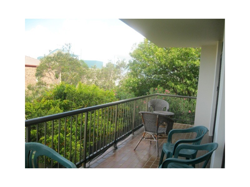 2/7  Upper Gay Trc, Kings Beach QLD 4551