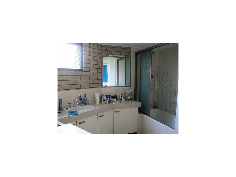 Unit 2/7  Upper Gay Trc, Kings Beach QLD 4551