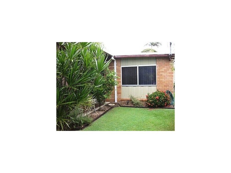 2/10 Mirnoo St, Currimundi QLD 4551