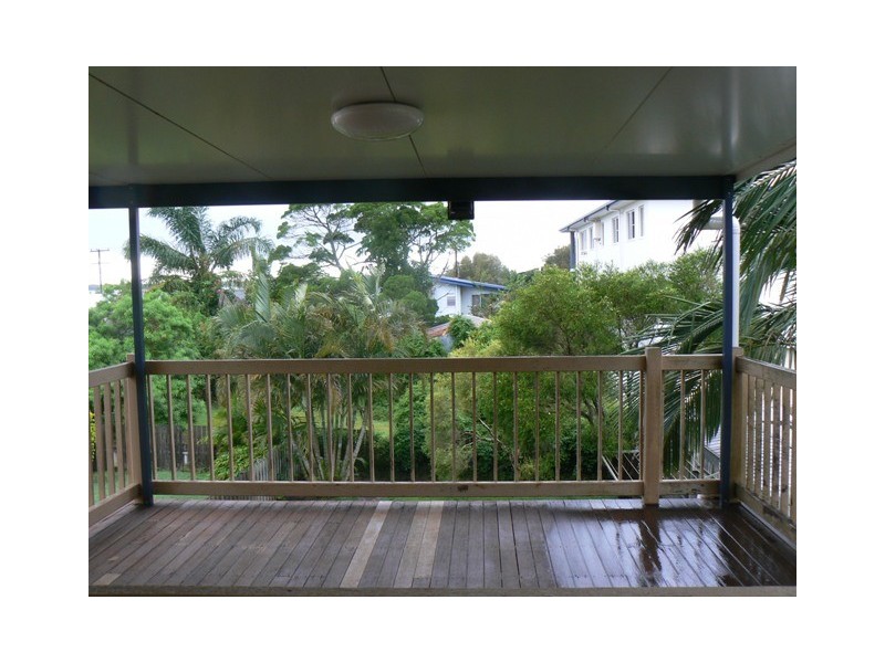 2/17 Taylor Ave, Golden Beach QLD 4551