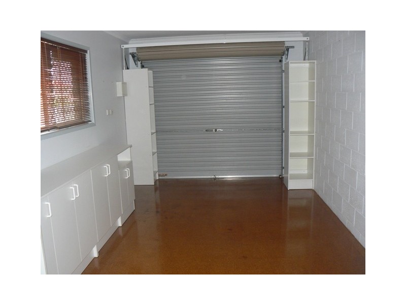 2/17 Taylor Ave, Golden Beach QLD 4551