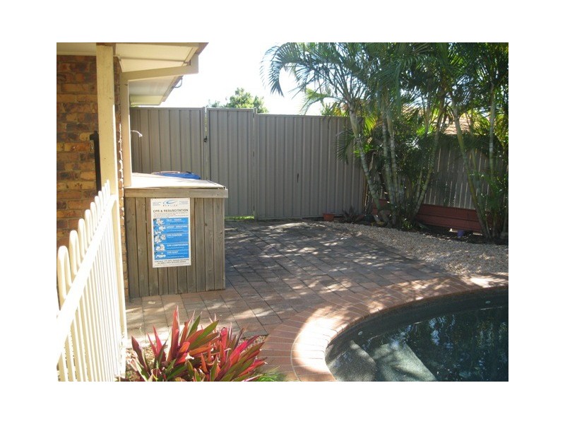 4 Nardu Court, Currimundi QLD 4551