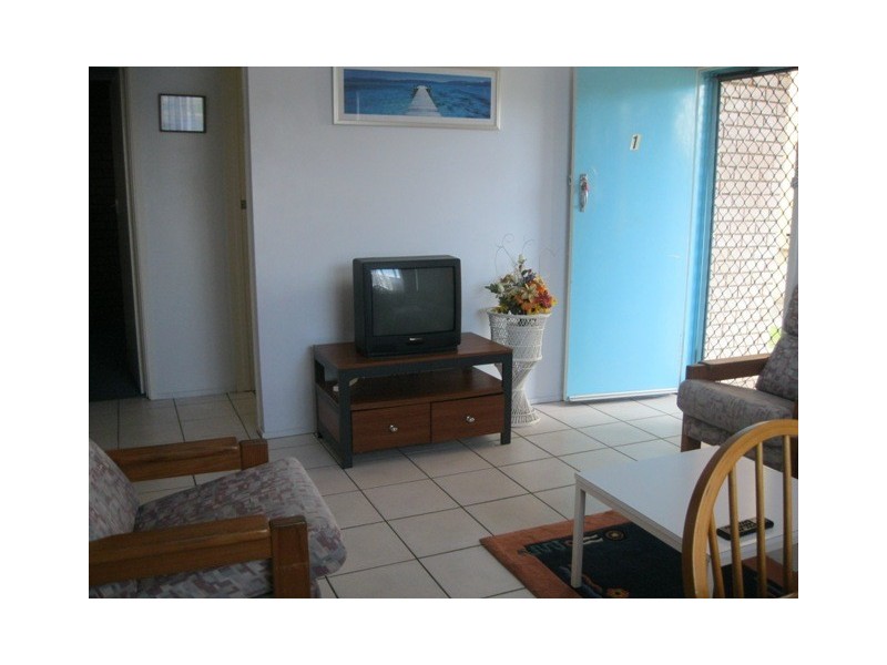 Unit 1, 6 Golden Beach Esplanade “Juanzo Court “, Golden Beach QLD 4551