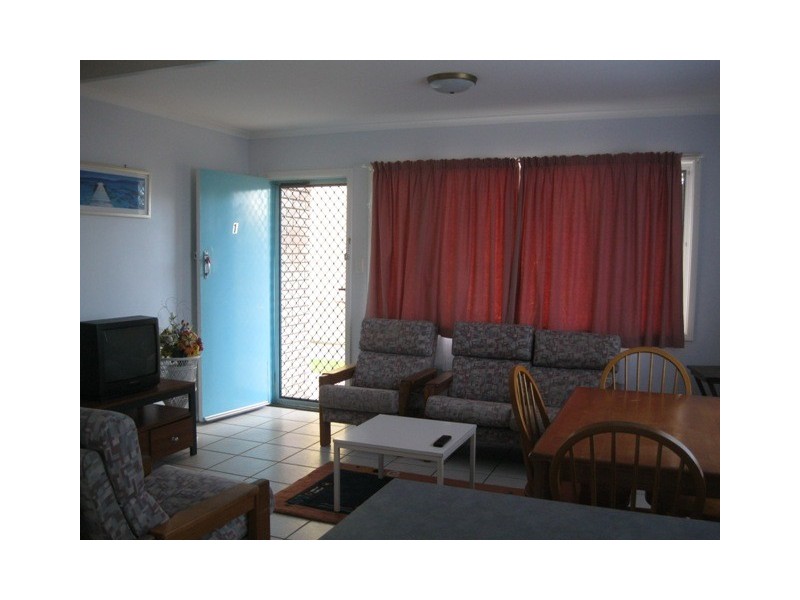Unit 1, 6 Golden Beach Esplanade “Juanzo Court “, Golden Beach QLD 4551
