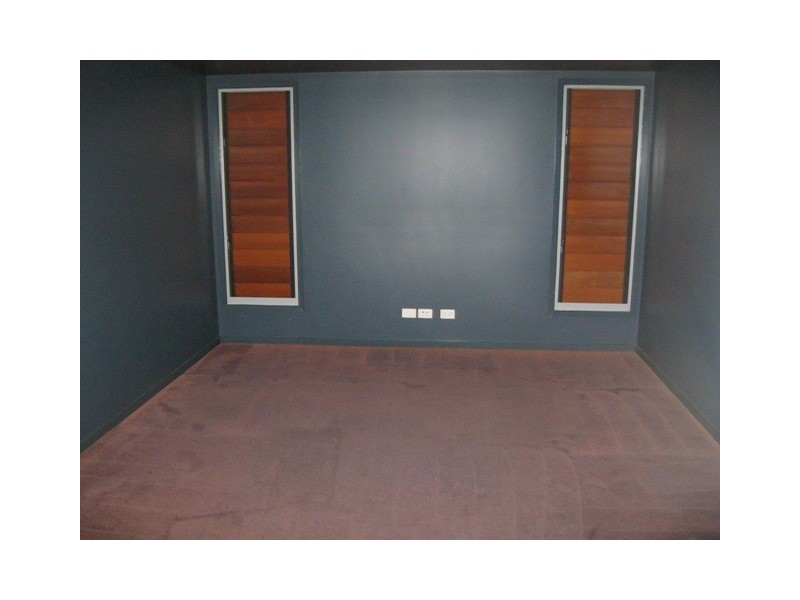 7 Tahiti Street, Kawana Island QLD 4575