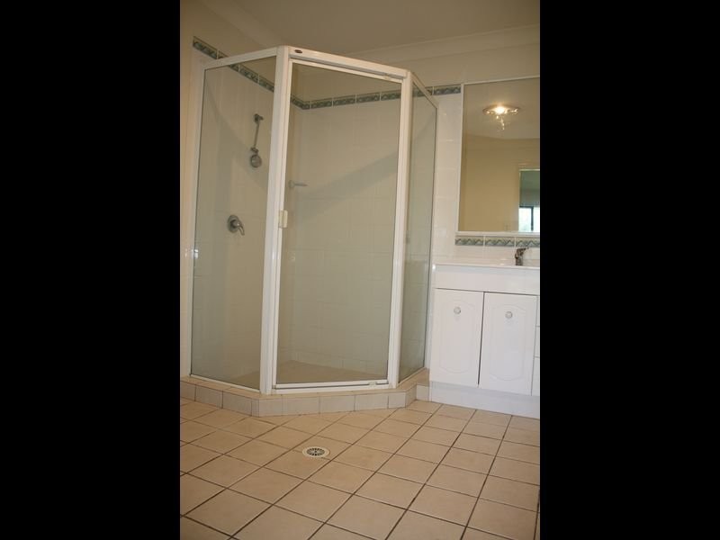 4 Undanbi Place, Pelican Waters QLD 4551