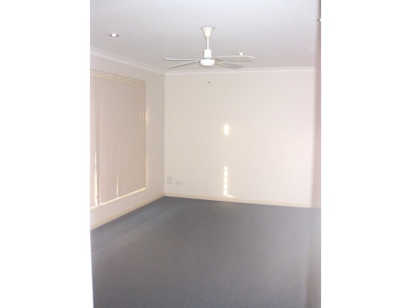 4 Galway Street, Caloundra QLD 4551