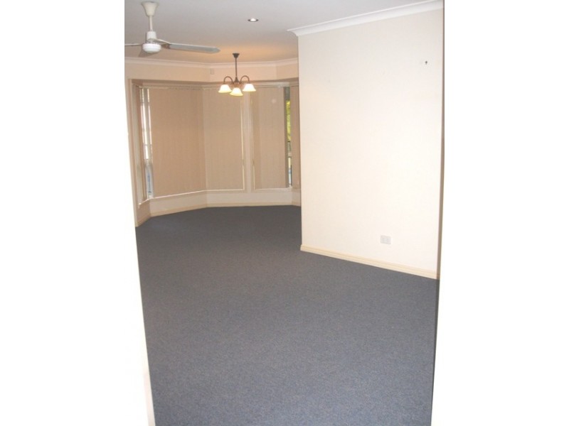 4 Galway Street, Caloundra QLD 4551