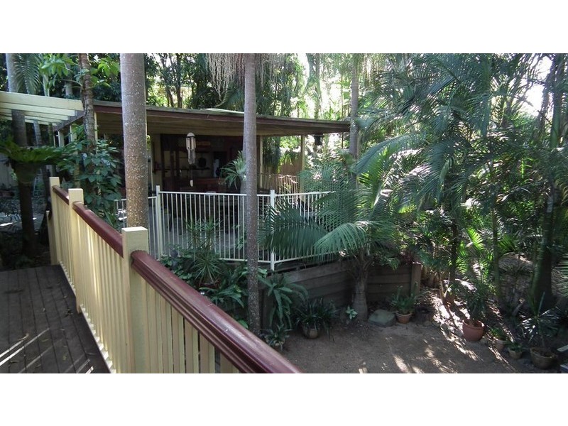 15 Grey Gum Drive, Little Mountain QLD 4551