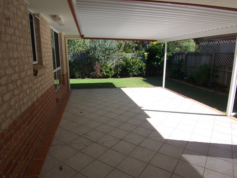 11 Redleaf Court, Currimundi QLD 4551