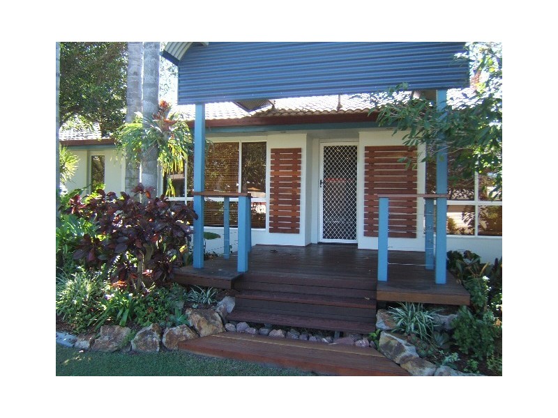 9 Balemo St, Battery Hill QLD 4551