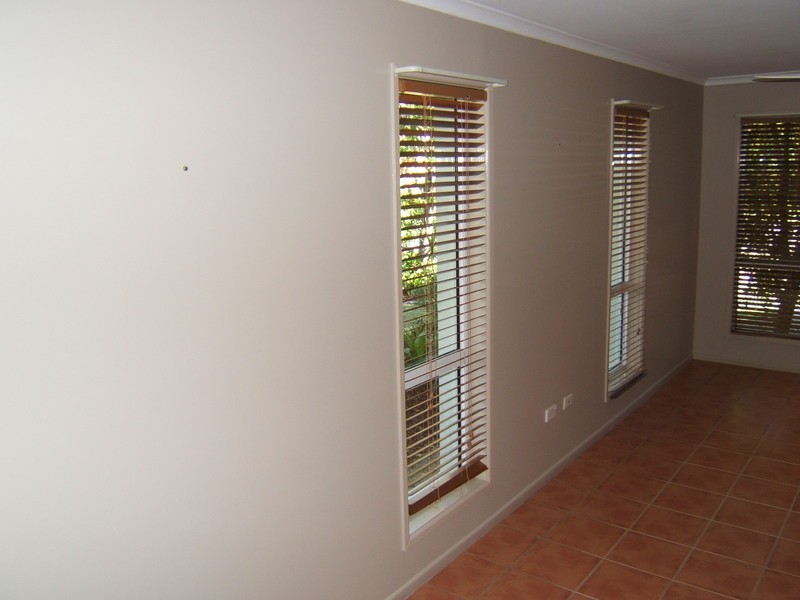 9 Balemo St, Battery Hill QLD 4551