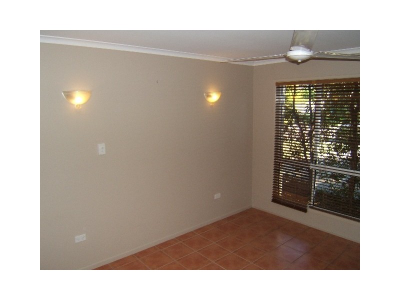 9 Balemo St, Battery Hill QLD 4551