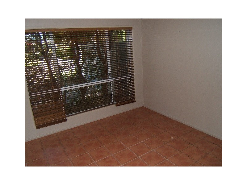9 Balemo St, Battery Hill QLD 4551