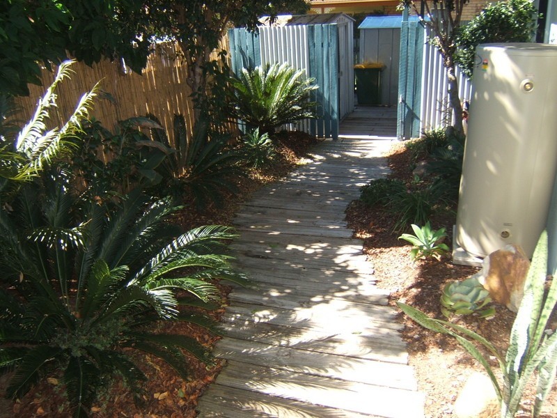 9 Balemo St, Battery Hill QLD 4551