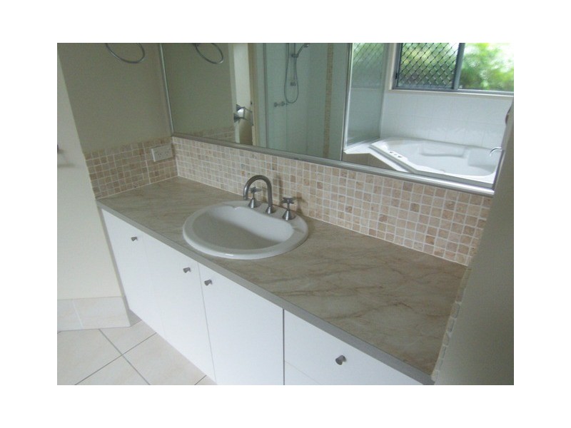 6 Midyim Court, Meridan Plains QLD 4551