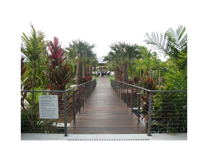 57 Grand Parade, Kawana Island QLD 4575