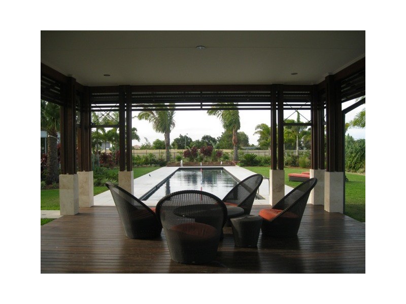 57 Grand Parade, Kawana Island QLD 4575