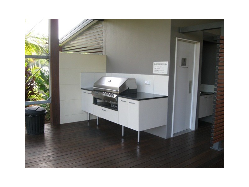 57 Grand Parade, Kawana Island QLD 4575