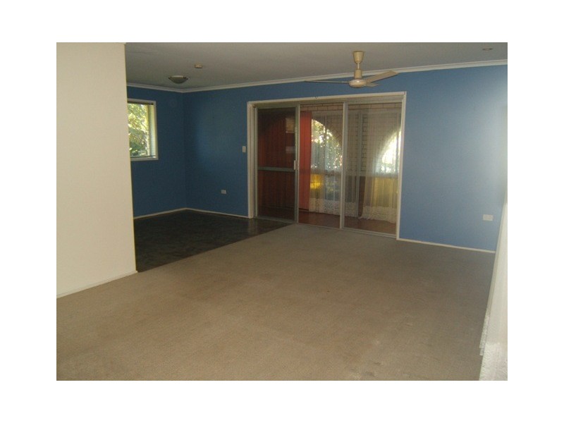 6 Cromwell Street, Battery Hill QLD 4551