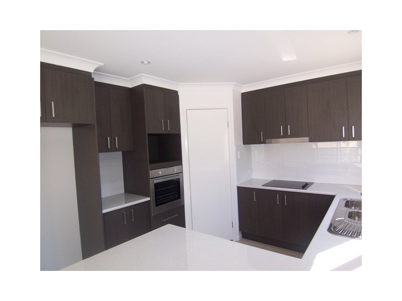2 Lotte Place, Caloundra West QLD 4551