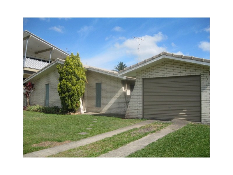 27 Browning Boulevade, Battery Hill QLD 4551