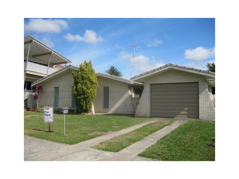 27 Browning Boulevade, Battery Hill QLD 4551