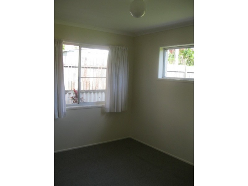 27 Browning Boulevade, Battery Hill QLD 4551