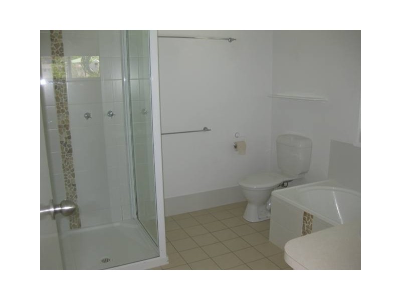 8 Moreton Bay Drive, Caloundra West QLD 4551