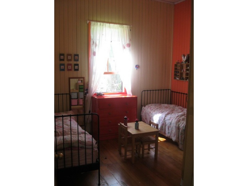 2122 Old Gympie Rd, Glass House Mountains QLD 4518