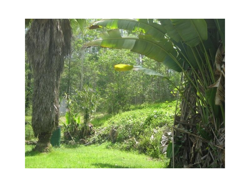 2122 Old Gympie Rd, Glass House Mountains QLD 4518