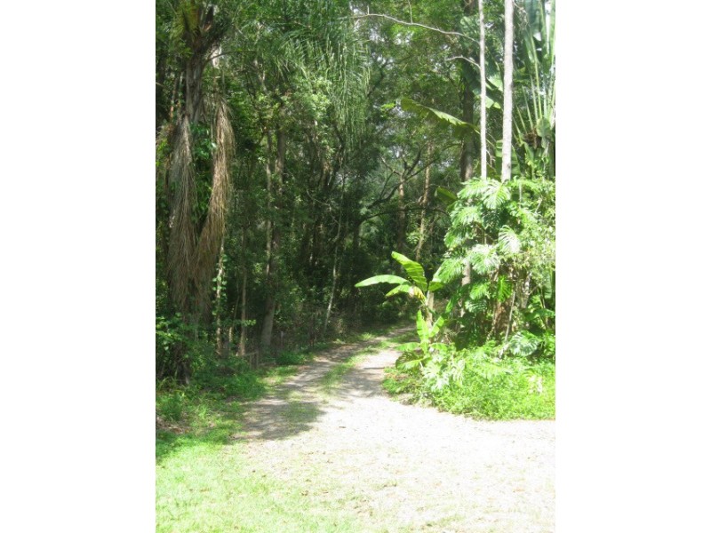 2122 Old Gympie Rd, Glass House Mountains QLD 4518