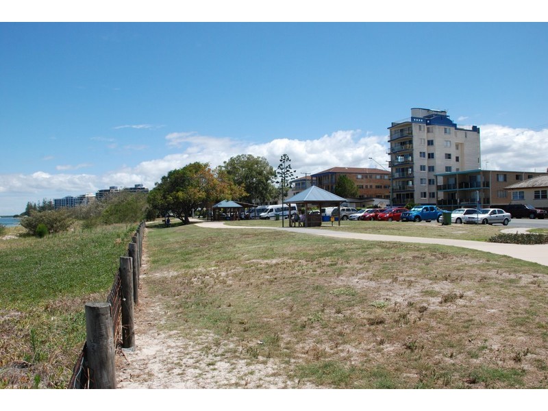 42 Golden Beach Esplanade, Golden Beach QLD 4551