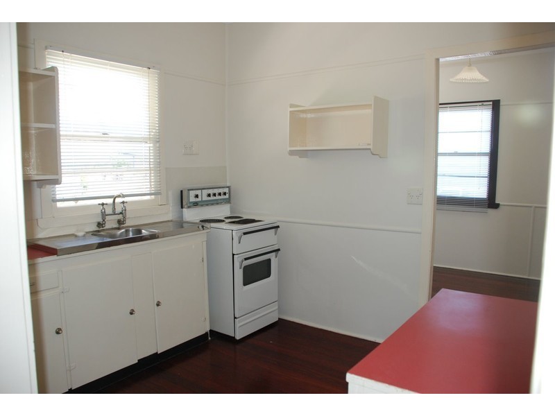 42 Golden Beach Esplanade, Golden Beach QLD 4551