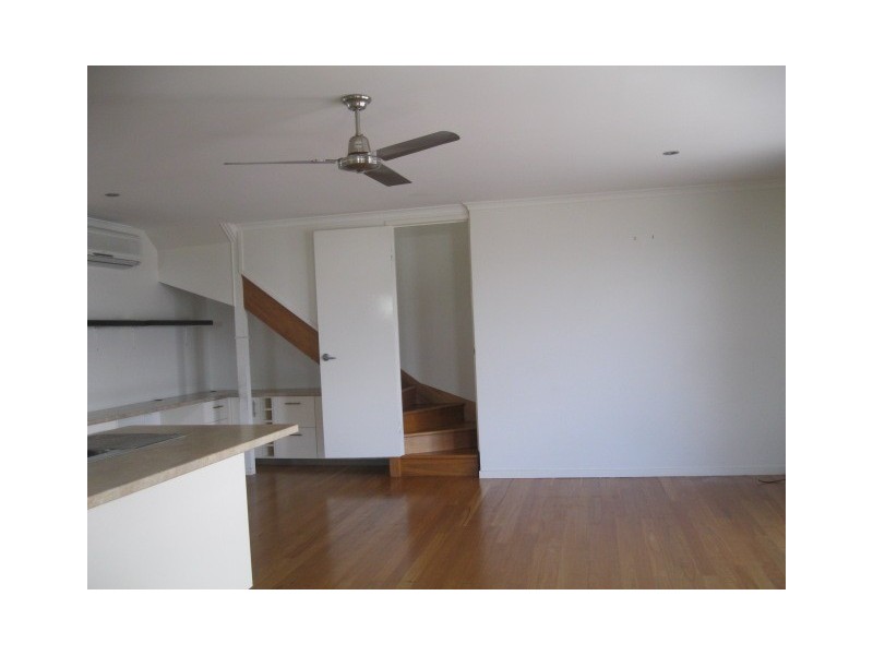 7-9 Wyreema Street, Caloundra QLD 4551