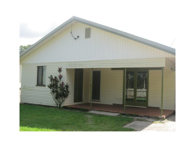 105  Golden Beach Esplanade “Golden Beach”, Caloundra QLD 4551