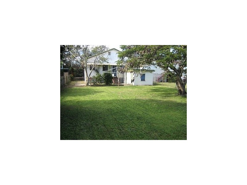 105  Golden Beach Esplanade “Golden Beach”, Caloundra QLD 4551